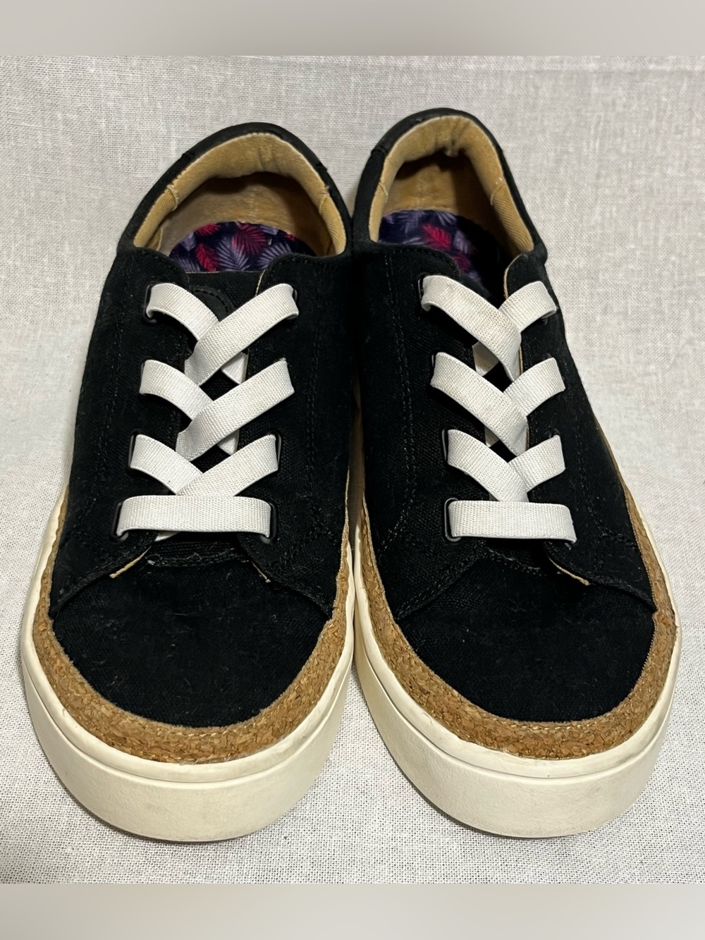 REVITALIGN Orthotic Slip On Sneakers Women’s 9.5 Black Canvas Cotton Lightweight